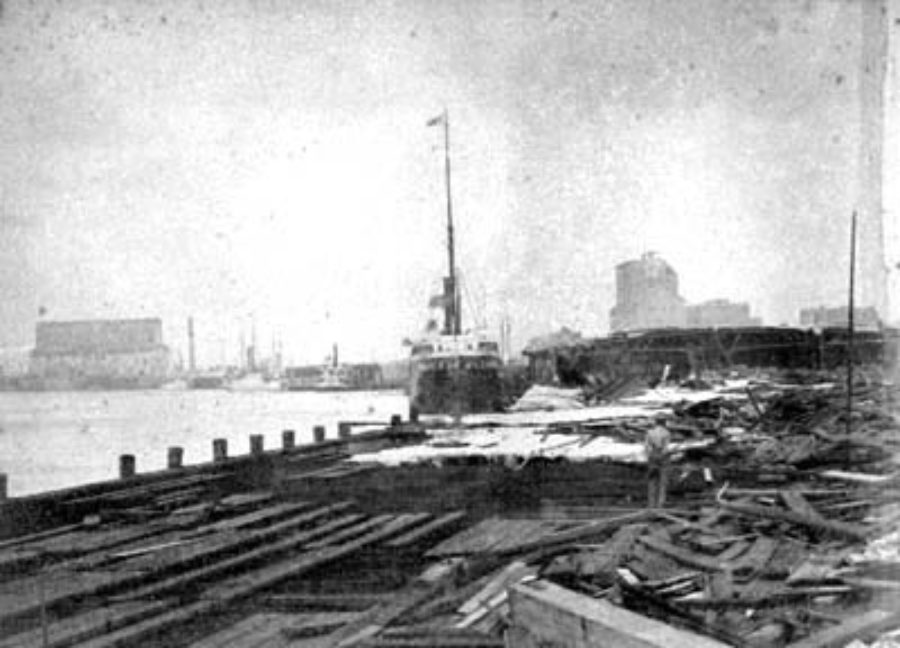 G-1771FF2.1-15 Wreck on wharf