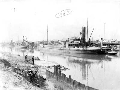 Grade Raising, Photograph labeled Ships anchored at Galveston 
