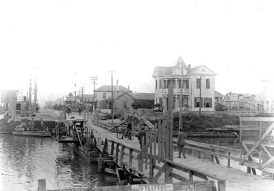 Photograph labeled Bridge across Canal at 23rd St. 