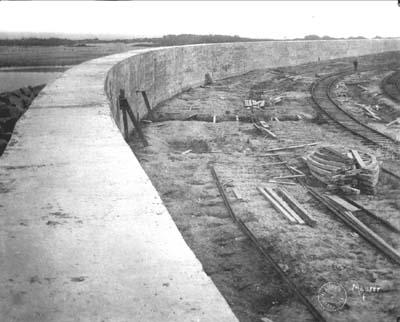 Seawall, Photograph looking west along top of curved portion of Seawall