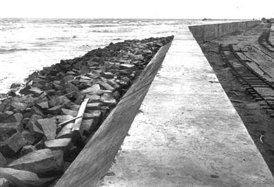 Seawall, Photograph looking west along top of Seawall 