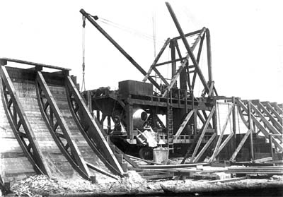 Photograph of steam mixer operating along Seawall 