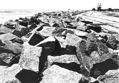 Seawall, Photograph of riprap and Seawall foundation