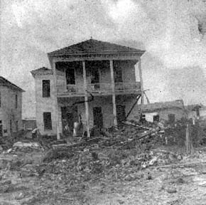 Photograph labeled 28th & Ave P