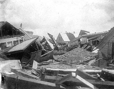 Photograph labeled M & 16th st