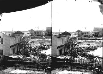 Stereo glass negative of damaged houses