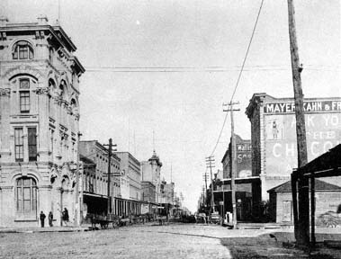 Print labeled Looking east on Strand from Bath Ave