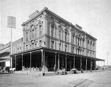 Print labeled Adoue and Lobit building