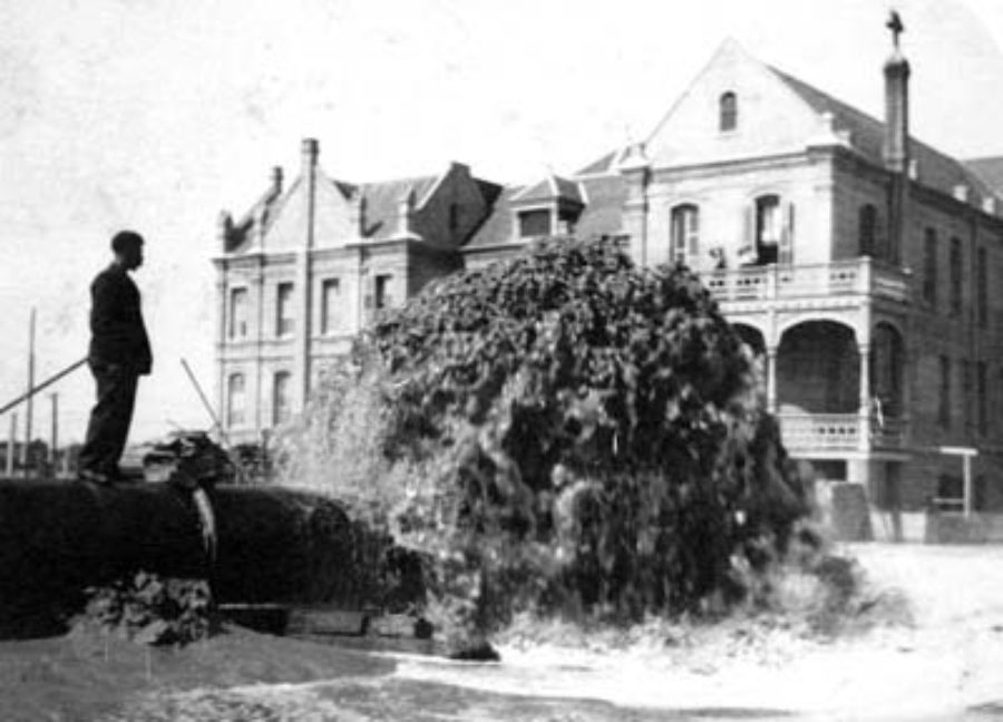 G-59262FF1-3 Discharging south side of Woman's Home