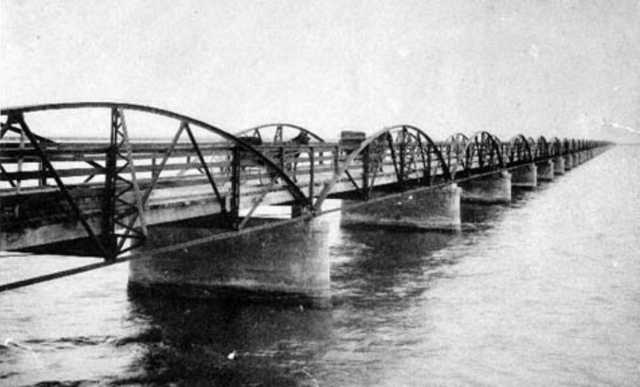 AW-30 Wagon Bridge Across the Bay