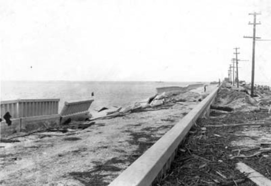 G-17713FF3.2-10 Looking down approach to wrecked causeway