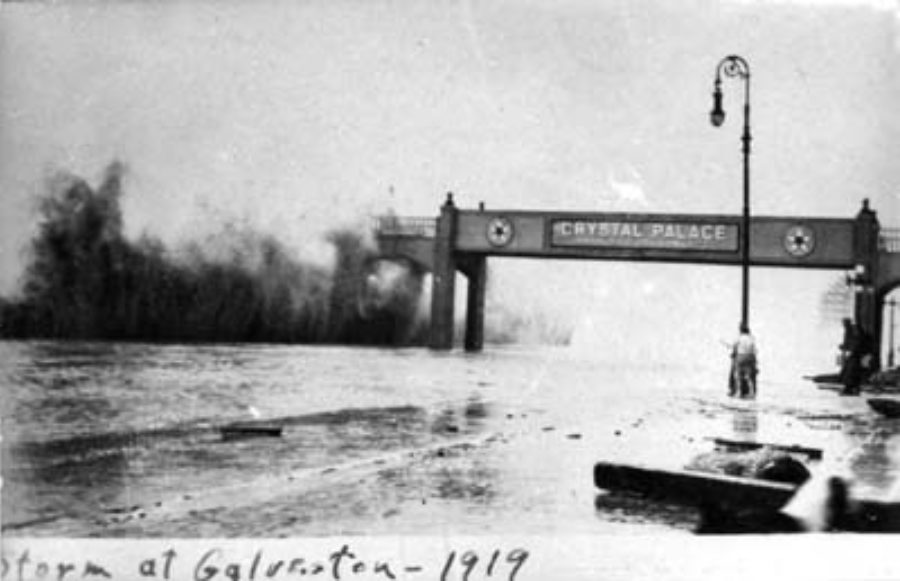 G-17714FF4-1 Storm at Galveston - 1919